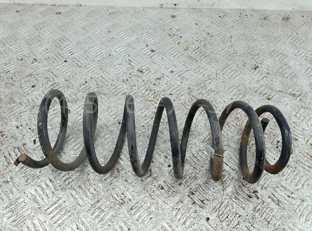 Пружина задняя