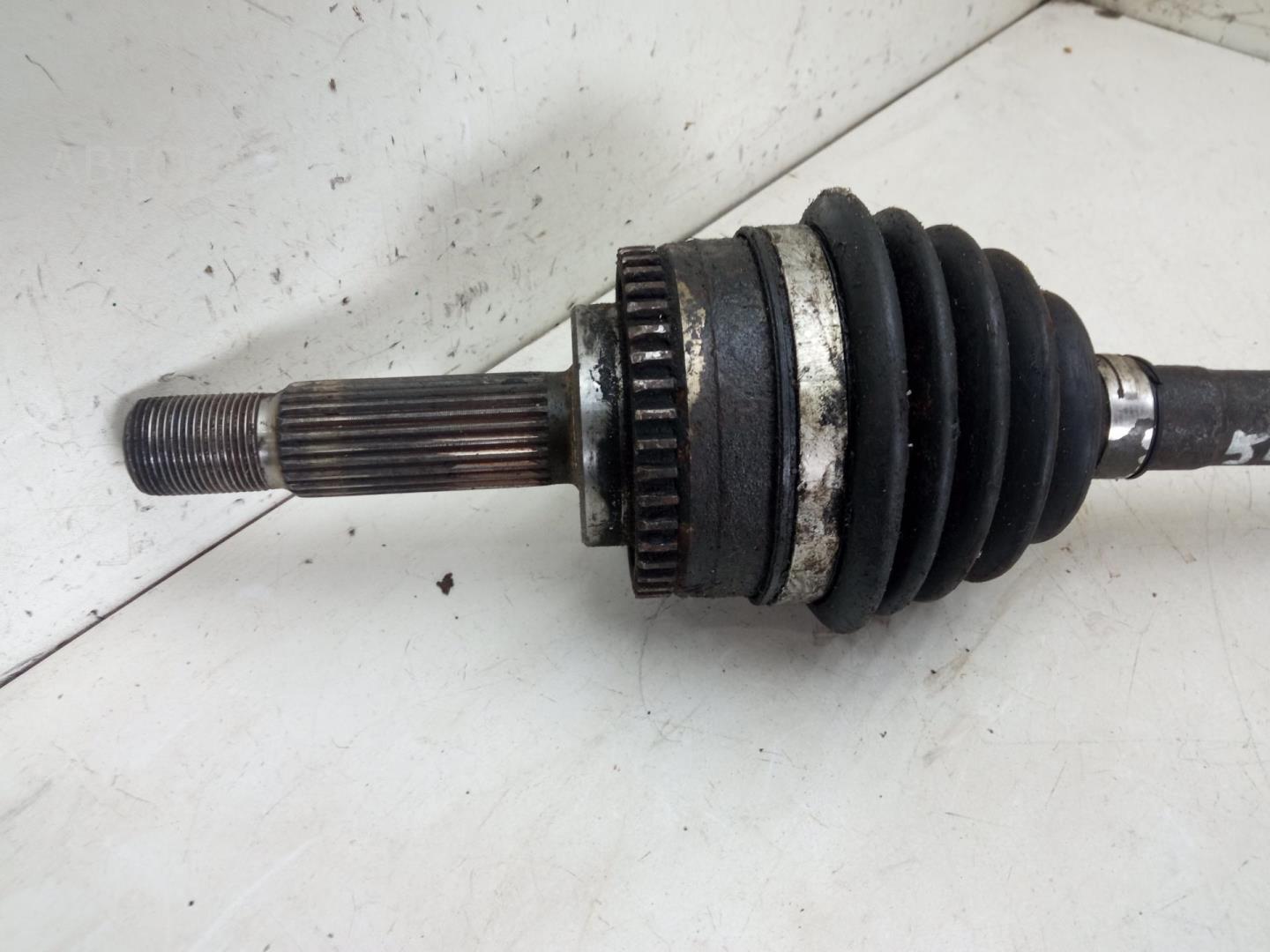 Полуось передняя левая