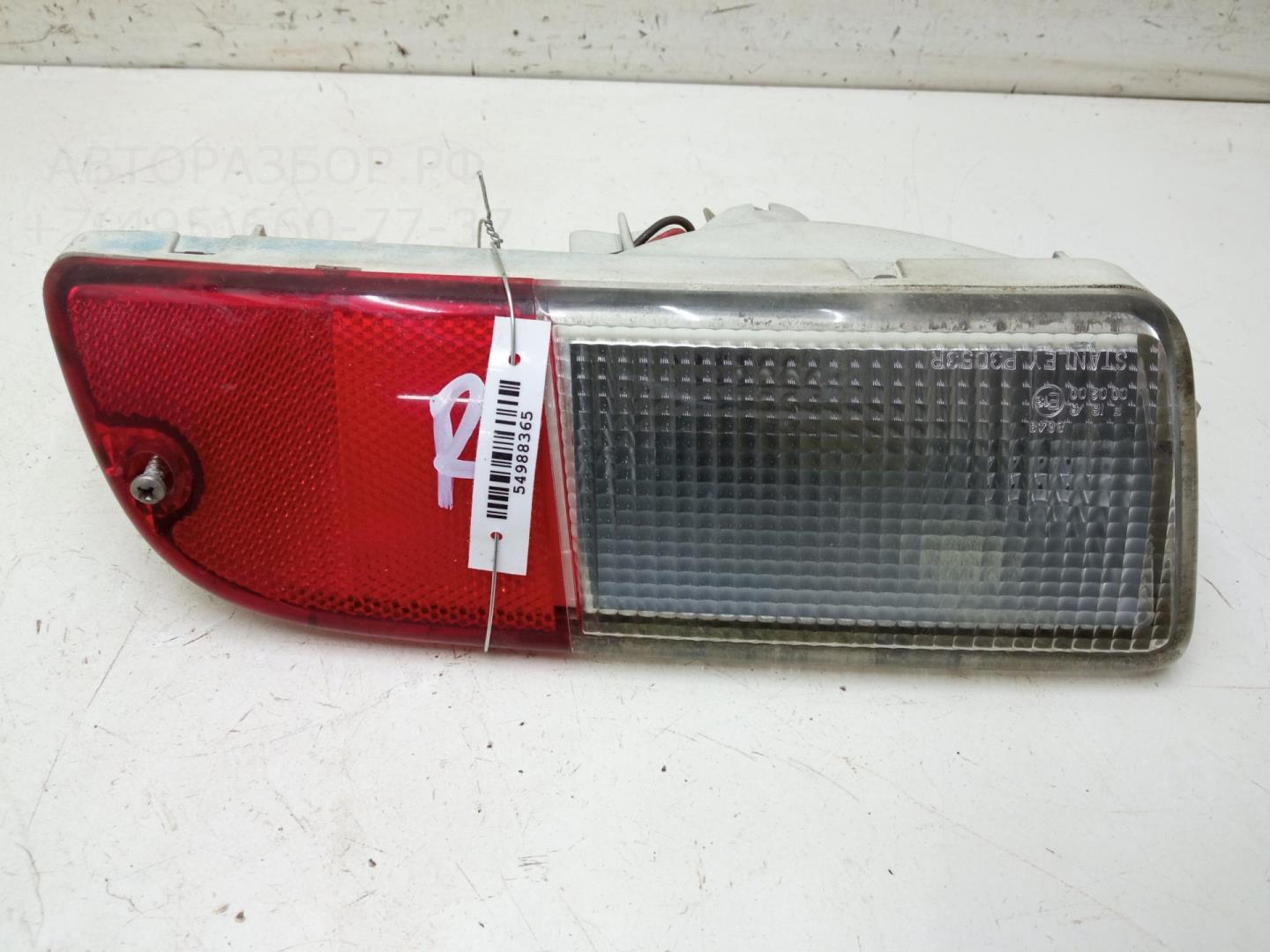 Фонарь задний в бампер правый