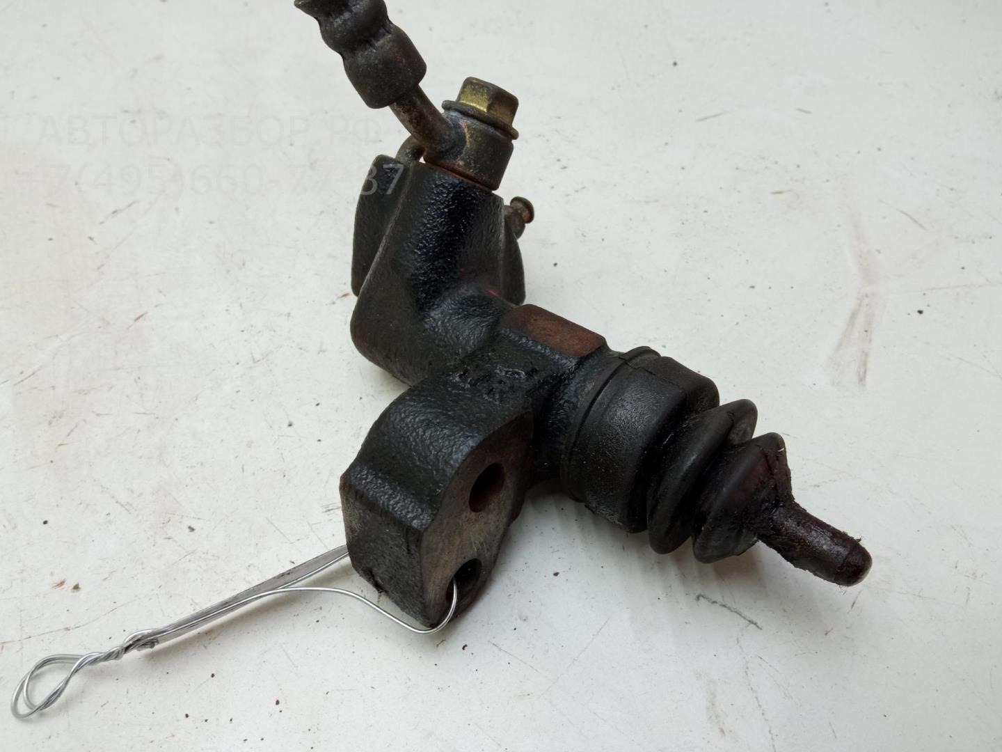 Цилиндр сцепления рабочий