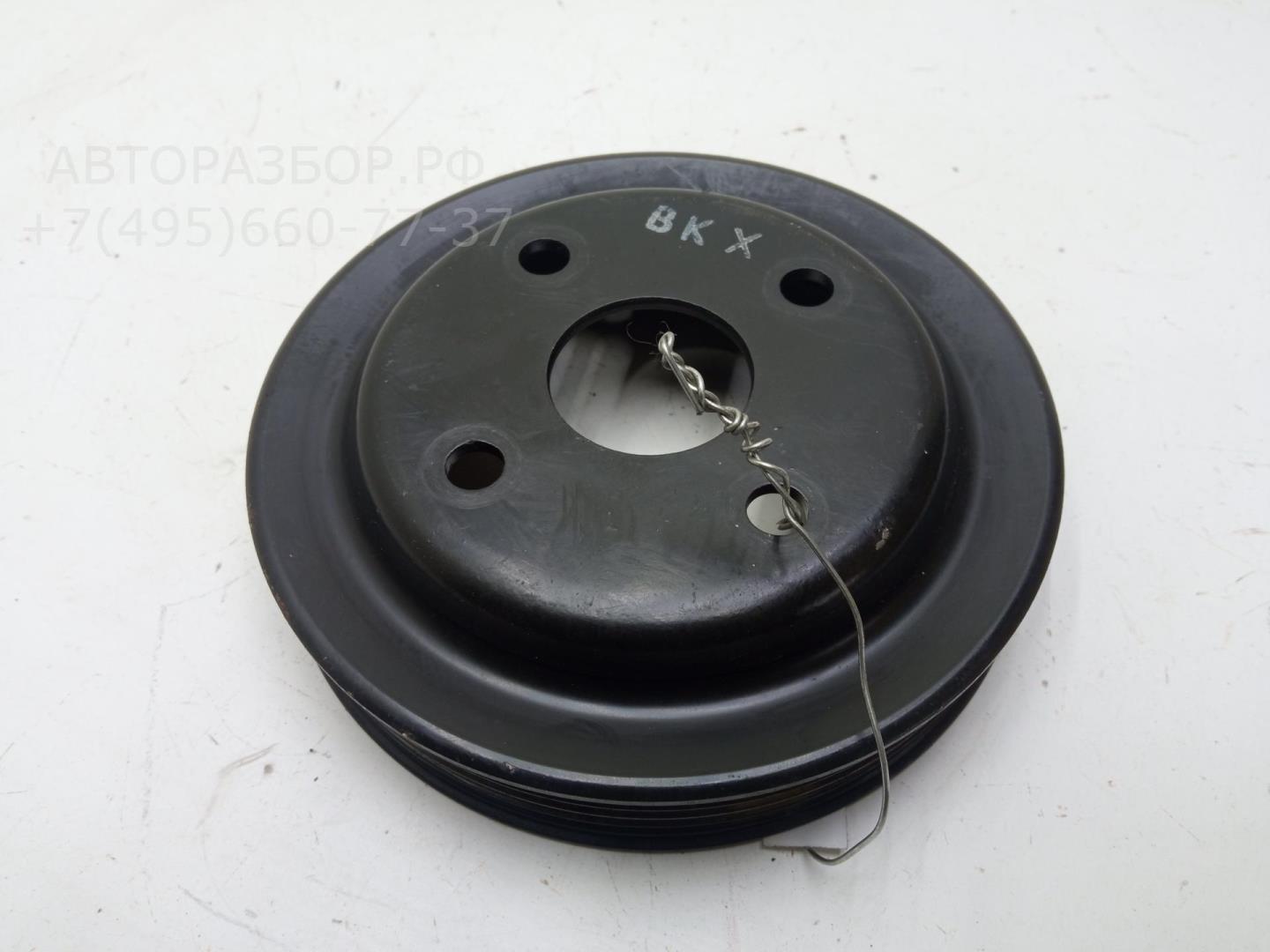 Шкив водяного насоса (помпы)