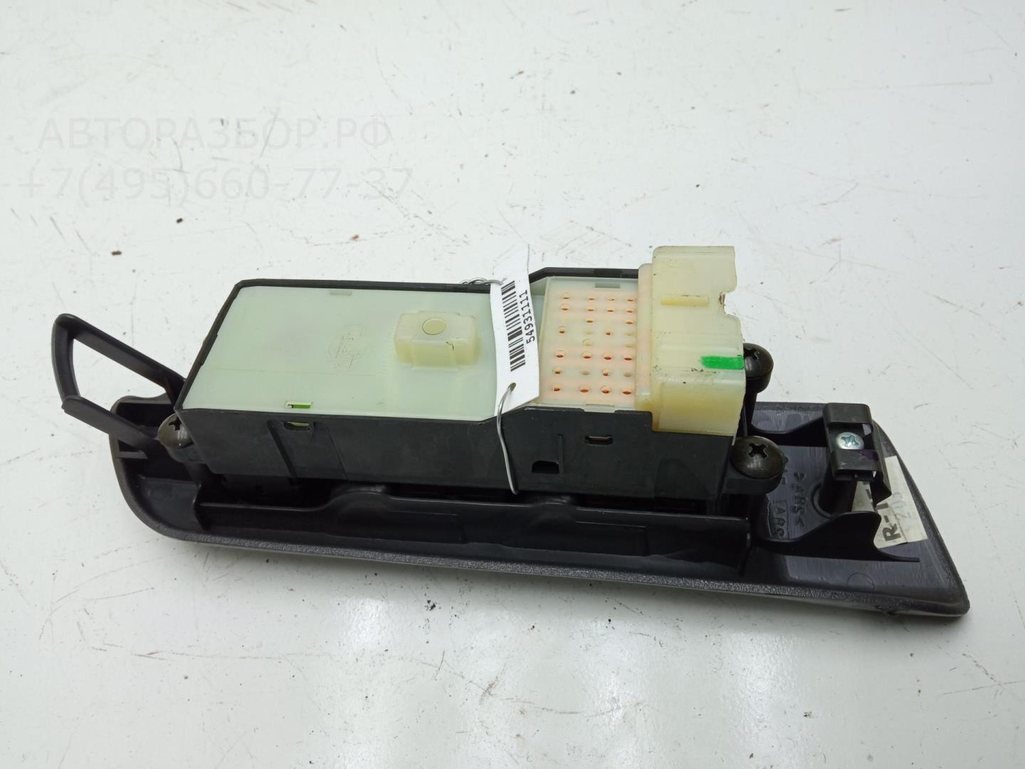 Блок управления стеклоподъемниками