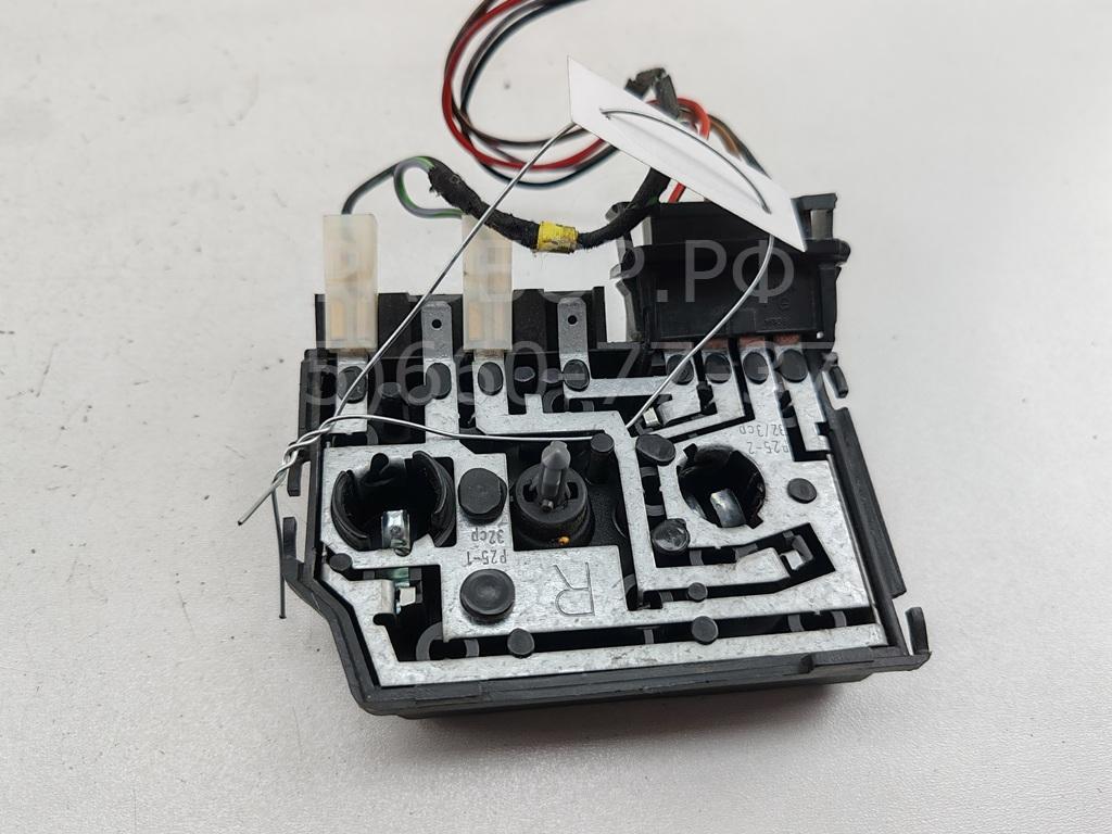 Плата заднего фонаря правого