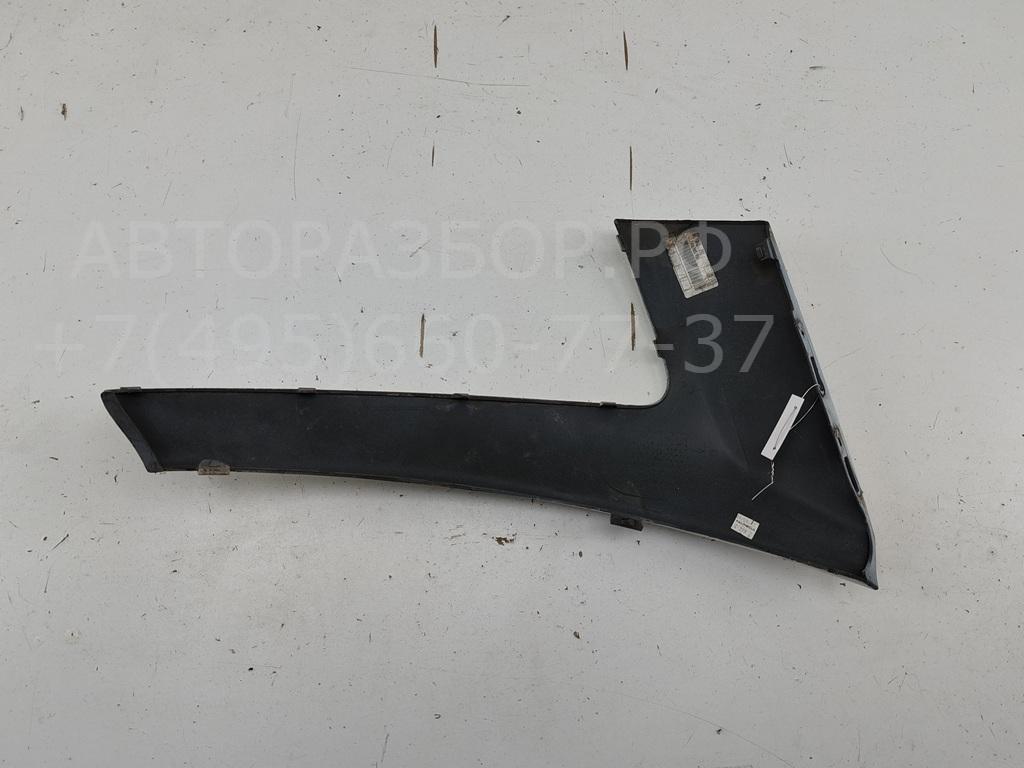 Молдинг переднего бампера левый