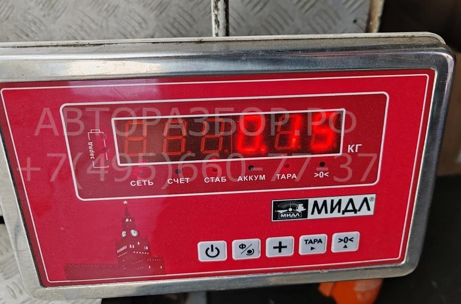 Накладка стекла переднего левого