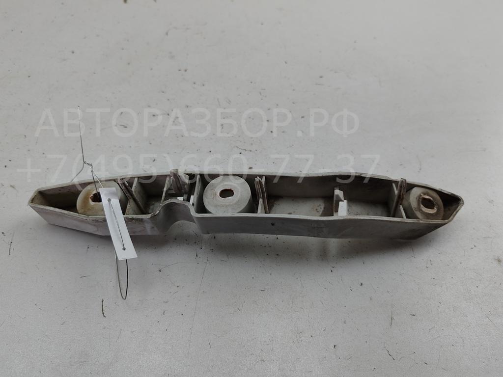Кронштейн переднего бампера правый
