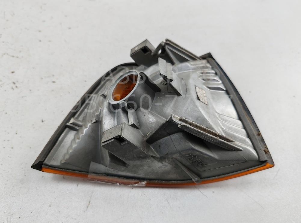 Указатель поворота левый