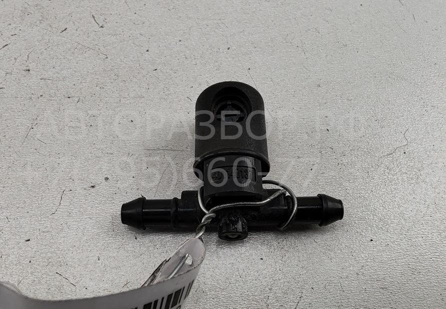 Форсунка омывателя лобового стекла