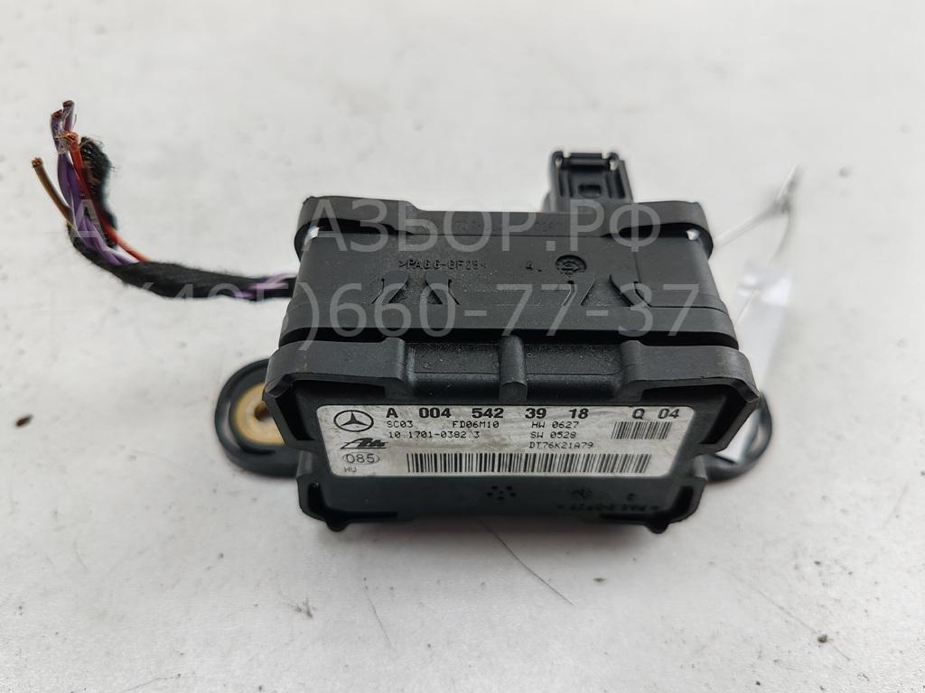 Датчик ускорения