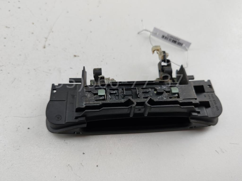 Ручка двери передней наружная правая