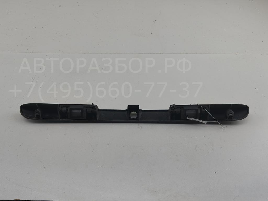 Накладка крышки багажника