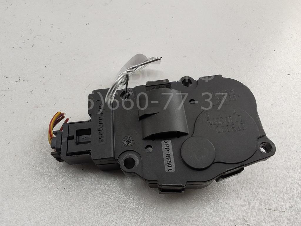 Моторчик заслонки печки