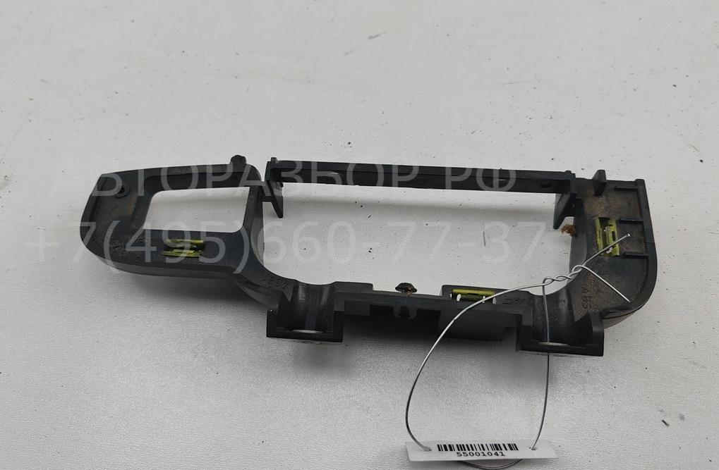 Ручка двери задней внутренняя левая