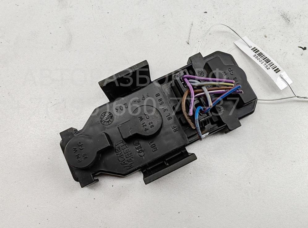 Плата заднего фонаря левого