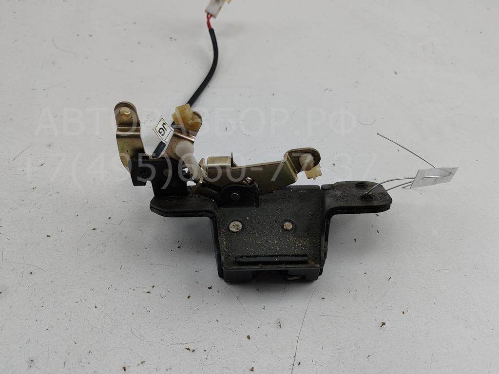 Замок багажника