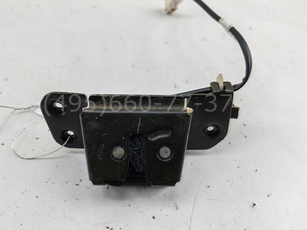 Замок багажника