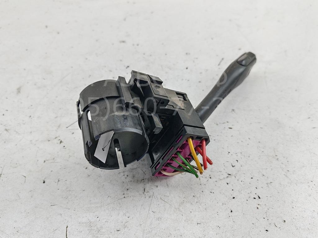 Переключатель поворотов подрулевой