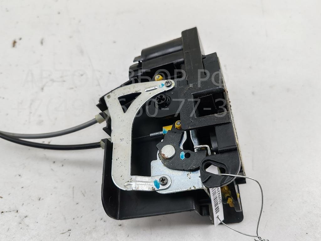 Замок двери передней правой