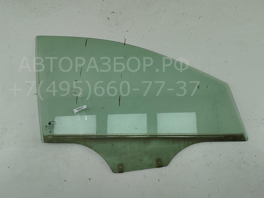 Стекло двери передней правой
