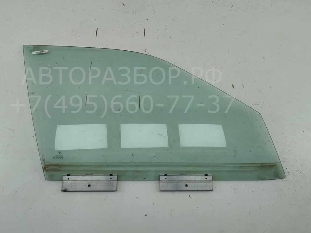 Стекло двери передней правой