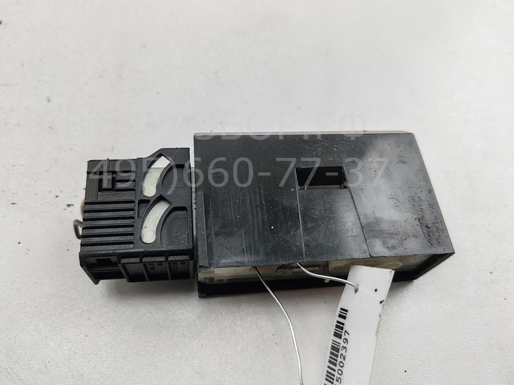 Активатор замка двери