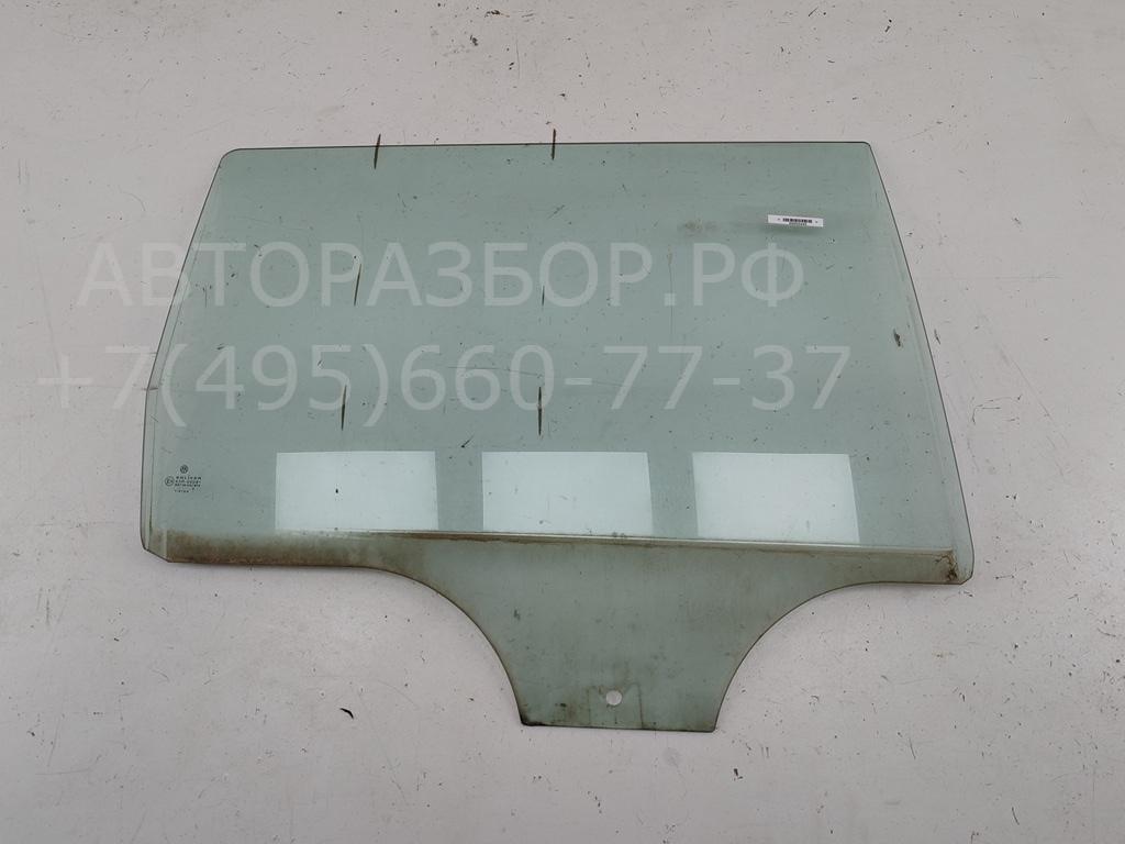 Стекло двери задней правой