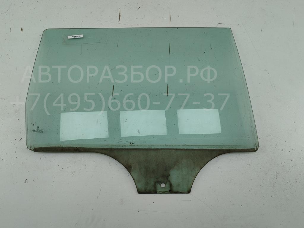 Стекло двери задней правой