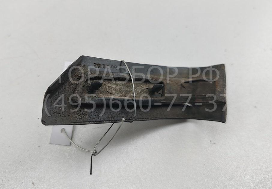 Молдинг заднего крыла правого