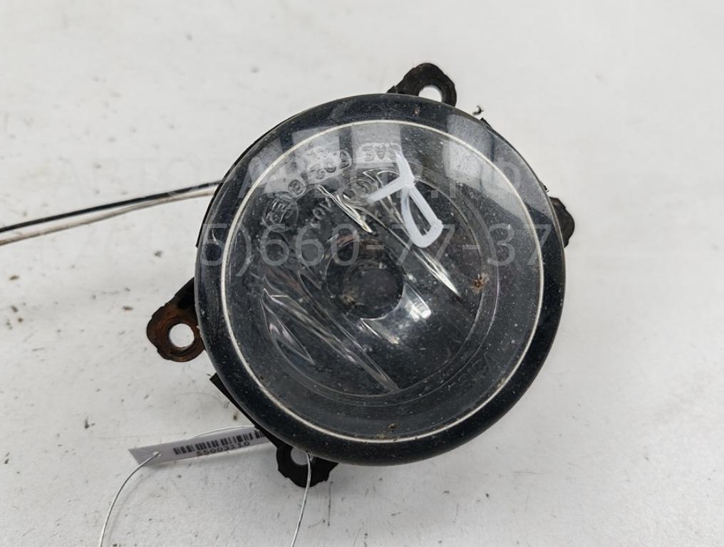 Фара противотуманная правая