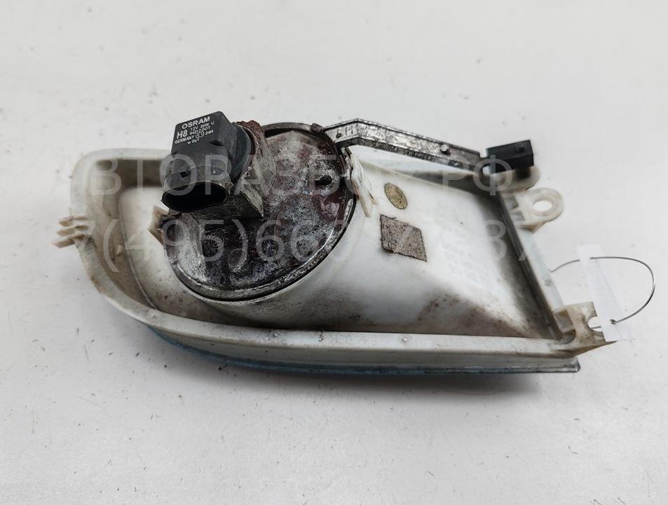 Фара противотуманная левая