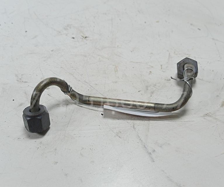 Трубка топливная