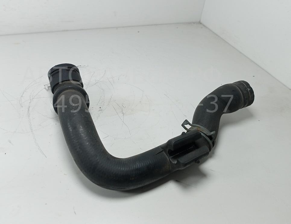 Патрубок радиатора