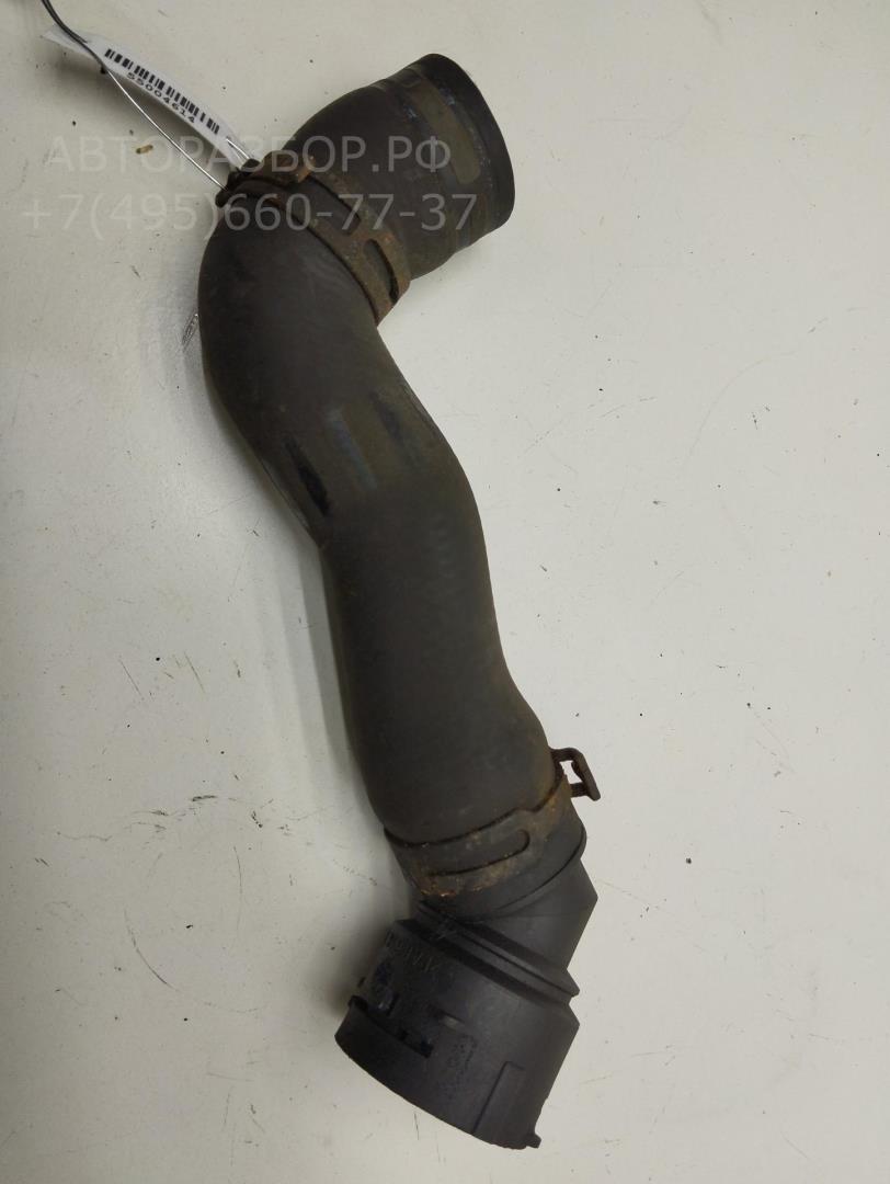 Патрубок радиатора