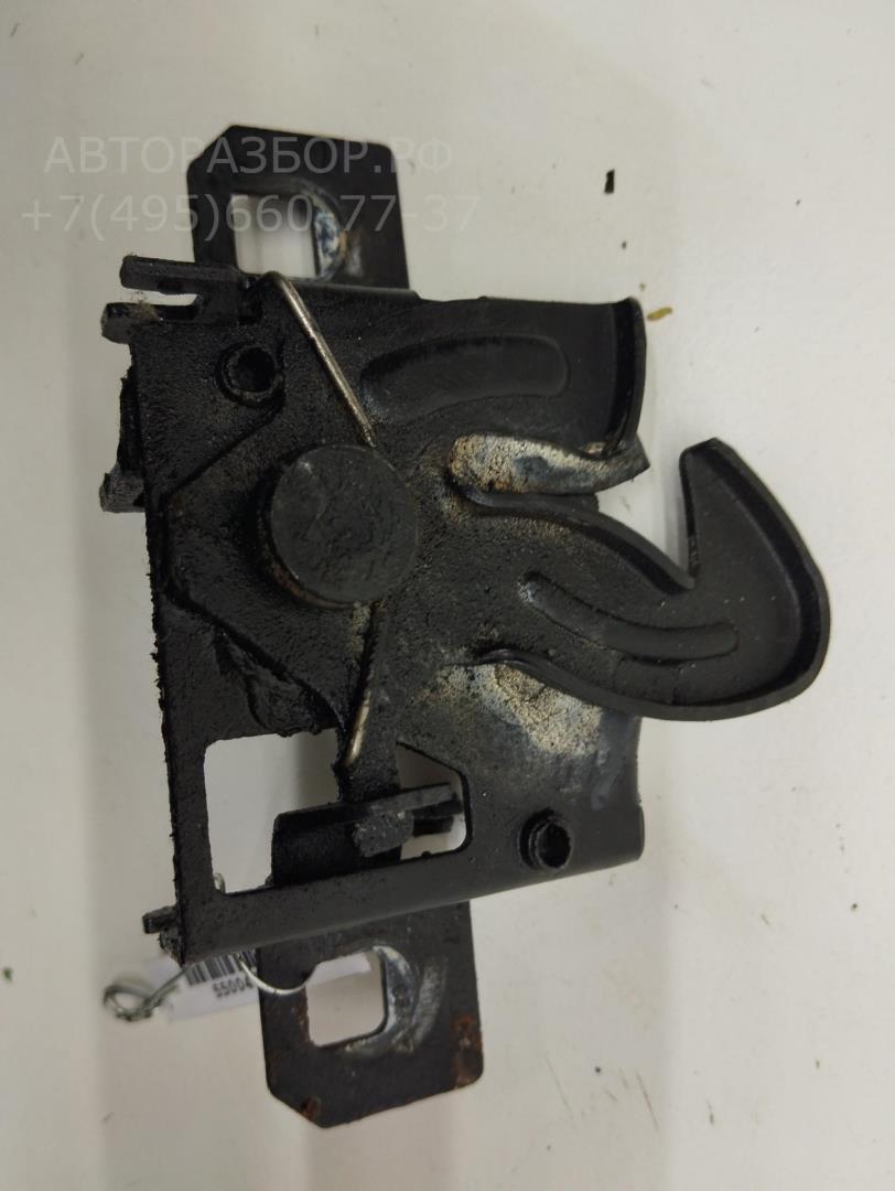 Замок капота