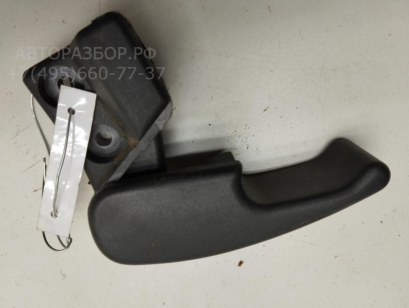 Ручка открывания капота