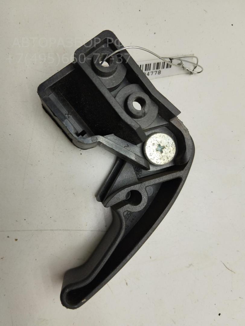 Ручка открывания капота