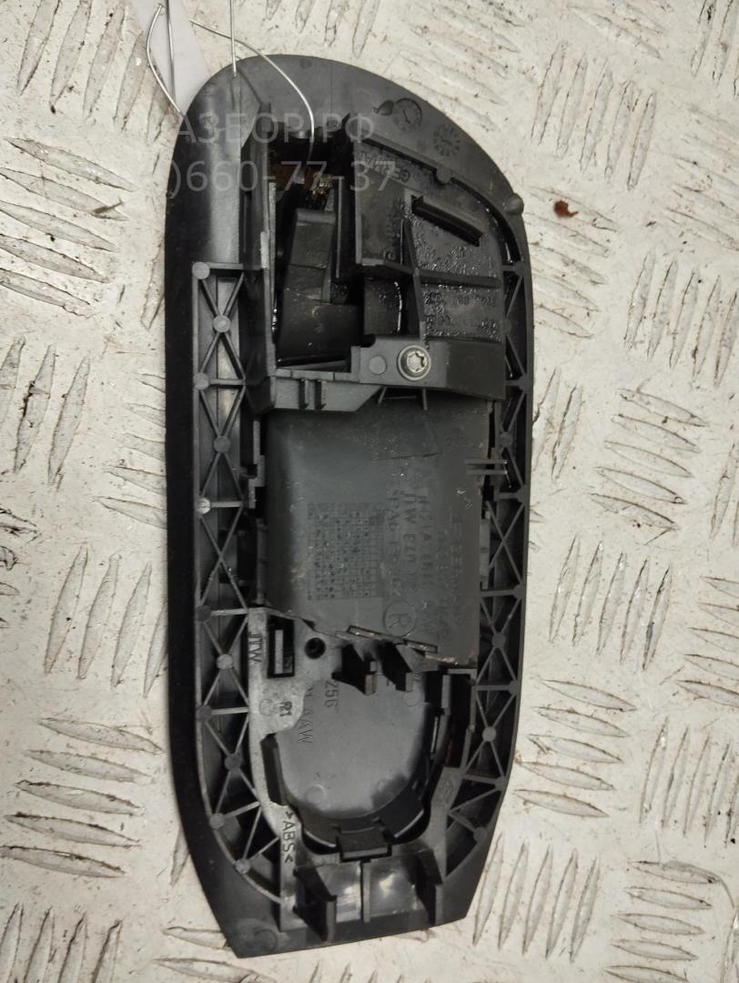 Ручка двери передней внутренняя правая