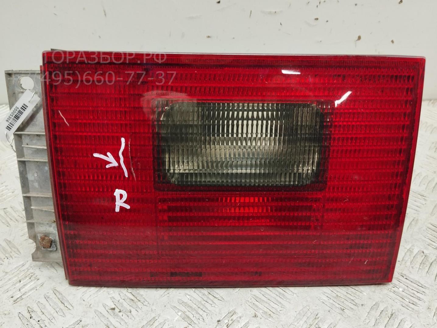 Фонарь задний внутренний правый