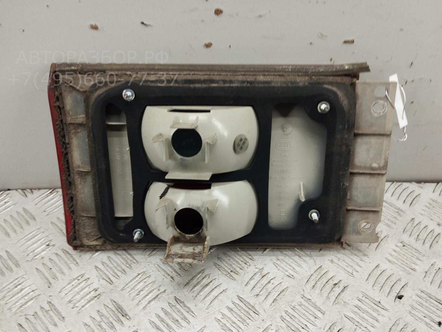 Фонарь задний внутренний правый