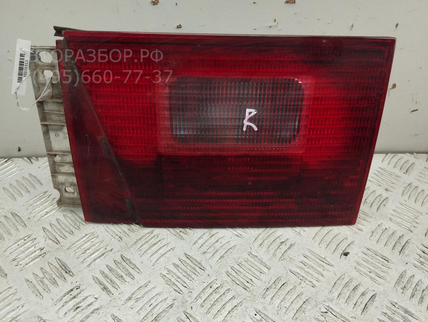 Фонарь задний внутренний правый