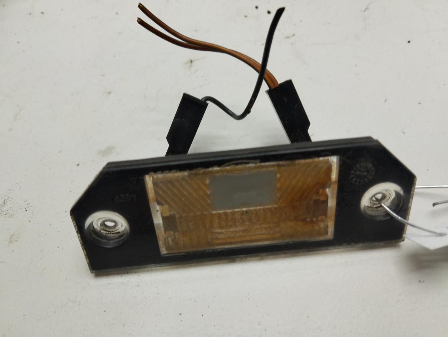 Фонарь подсветки номера