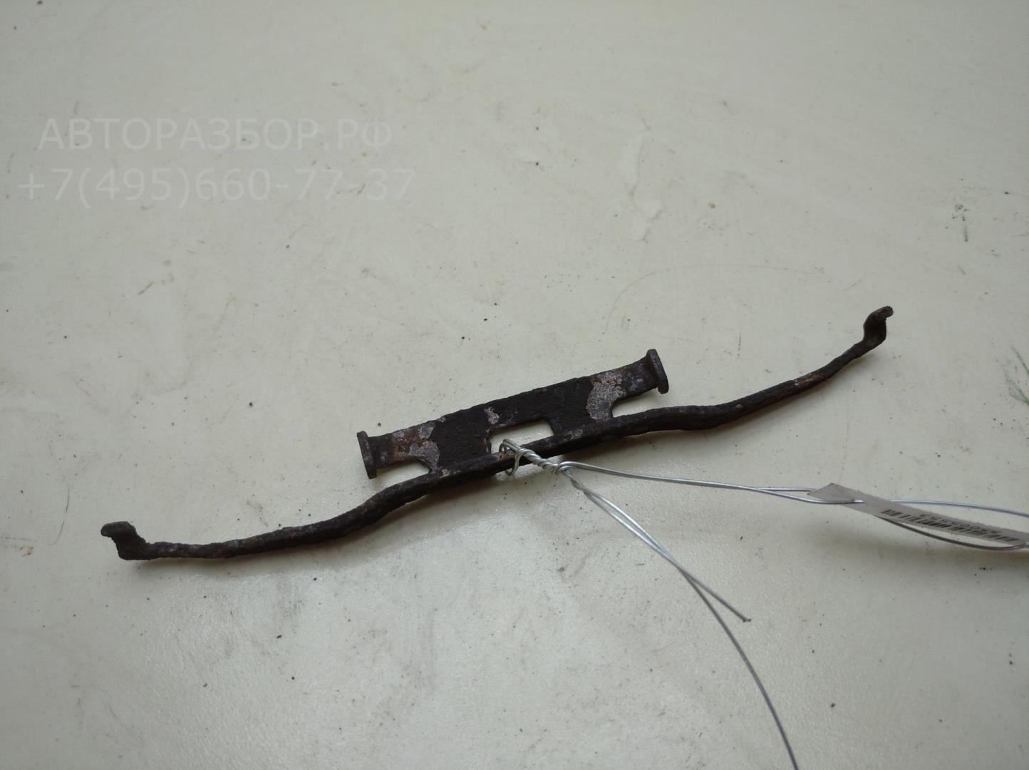 Скоба суппорта переднего