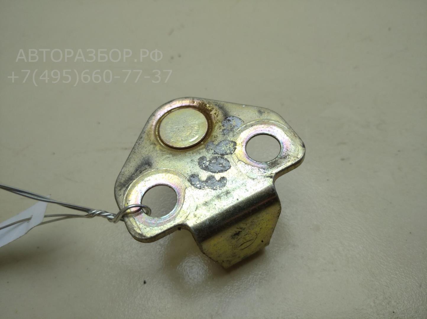 Ответная часть замка двери