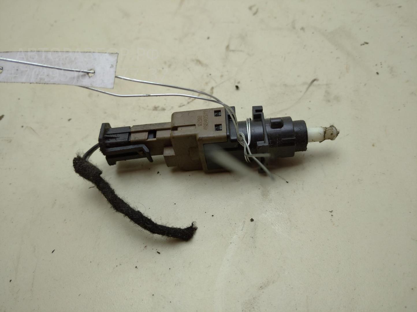 Датчик включения стопсигнала