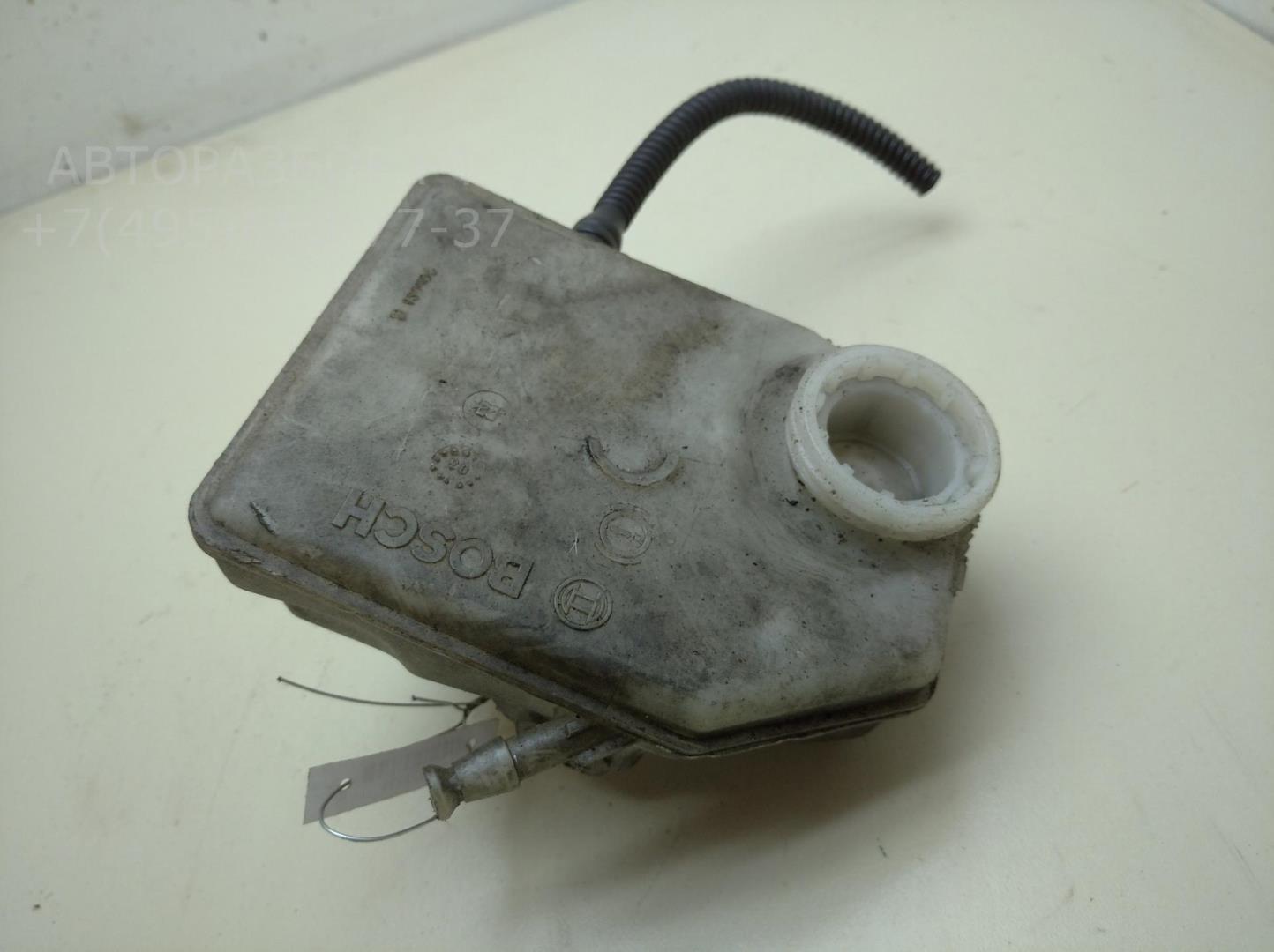 Бачок главного тормозного цилиндра