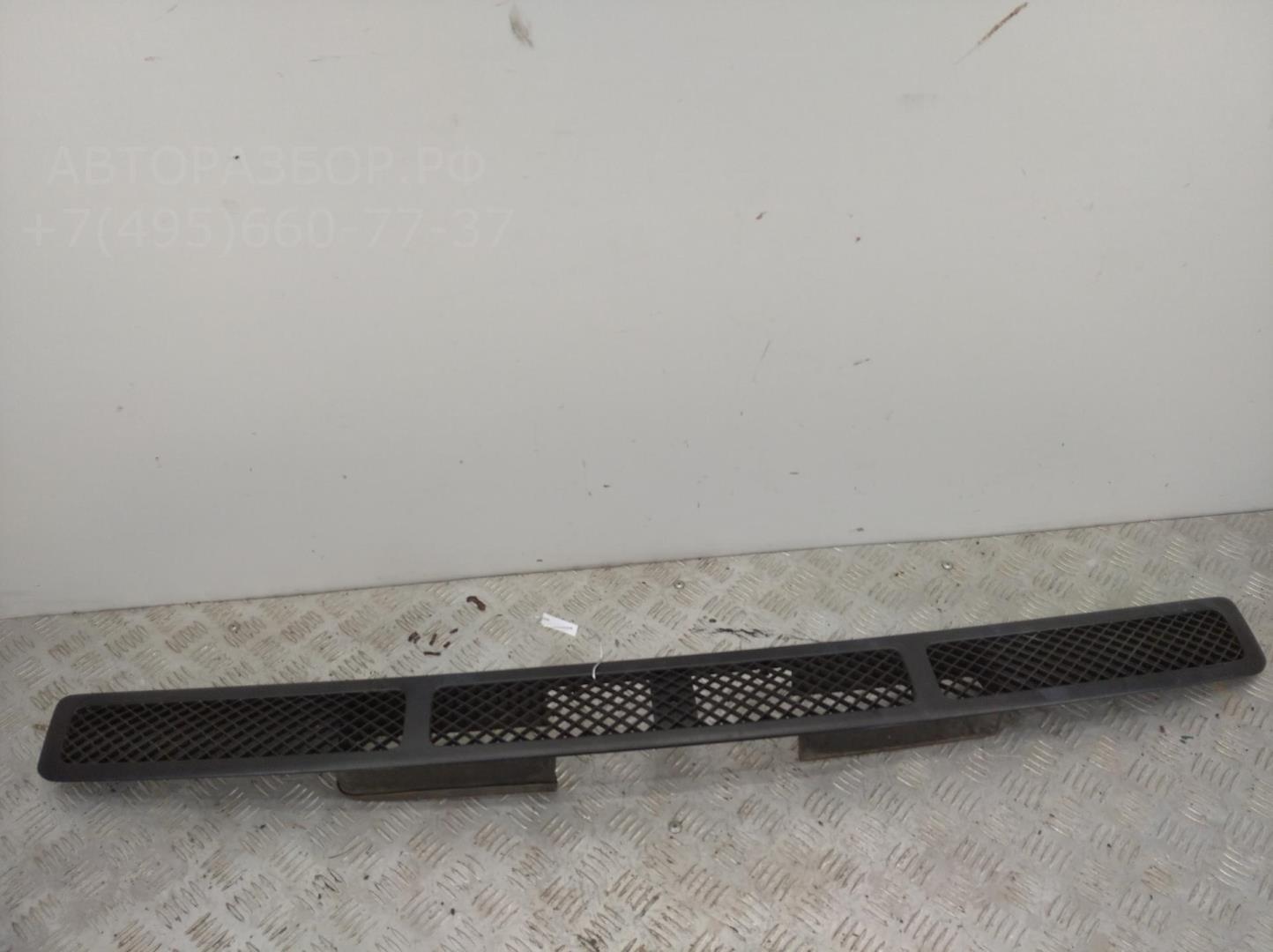 Решетка в капот