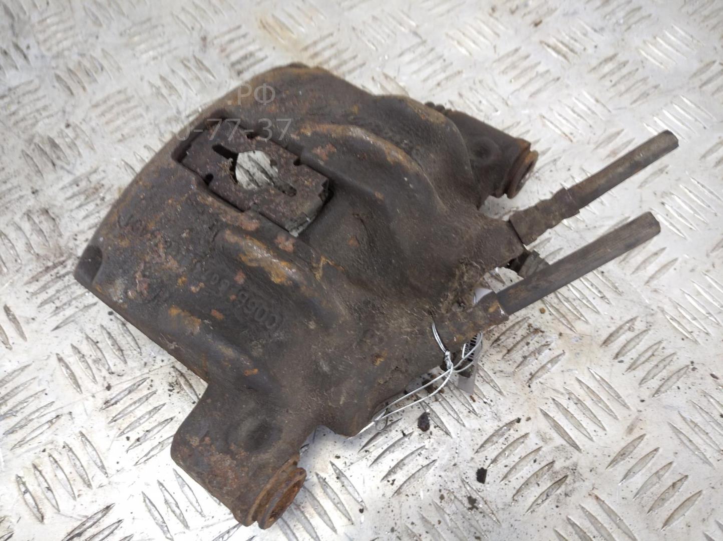 Суппорт передний правый