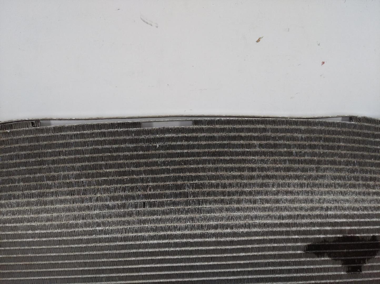 Радиатор кондиционера / конденсер