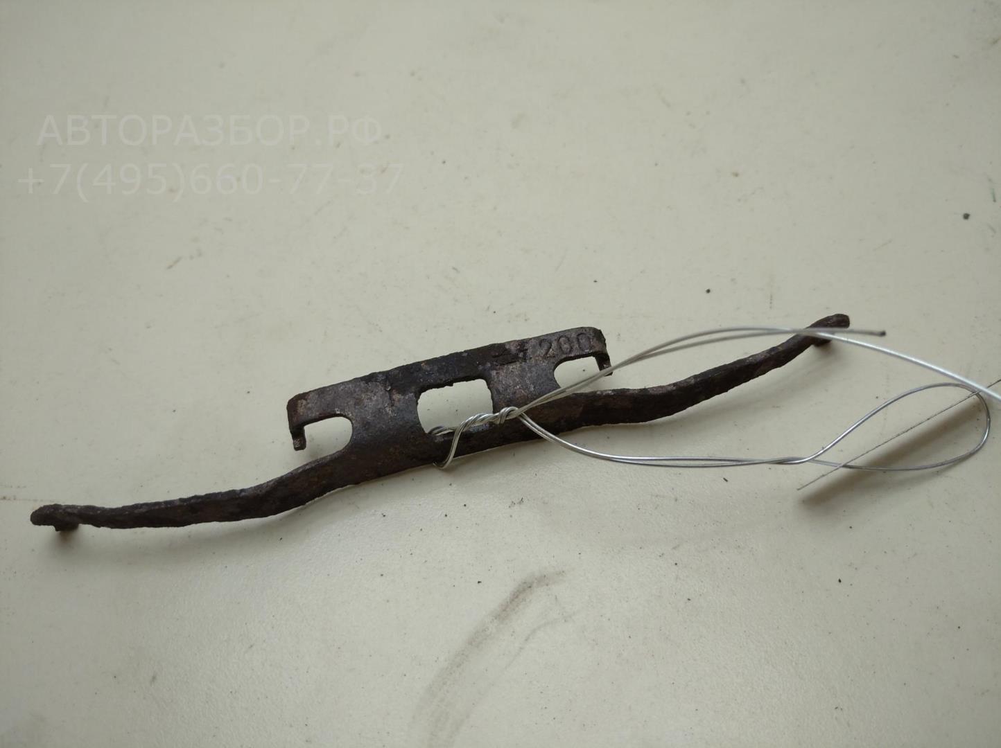 Скоба суппорта переднего