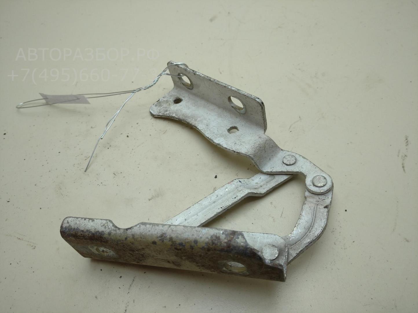 Петля капота правая